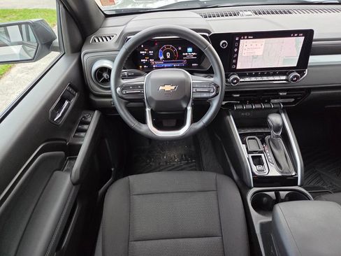 Used 2025 Chevrolet Colorado LT w/ Advanced Trailering Package RWD image 19