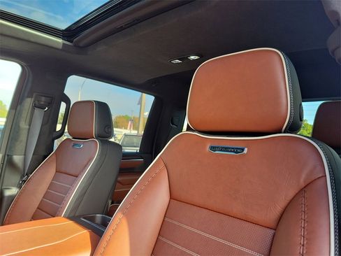 New 2025 GMC Sierra 3500 Denali Ultimate image 23