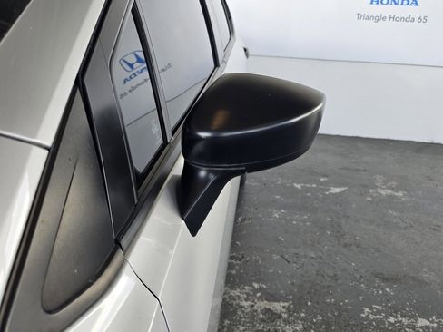 Used 2023 Nissan Versa S image 24