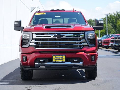 Used 2024 Chevrolet Silverado 3500 High Country w/ High Country Premium Package AWD/4WD image 8
