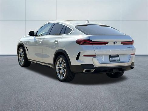 Used 2021 BMW X6 xDrive40i w/ Premium Package 2 AWD/4WD image 8
