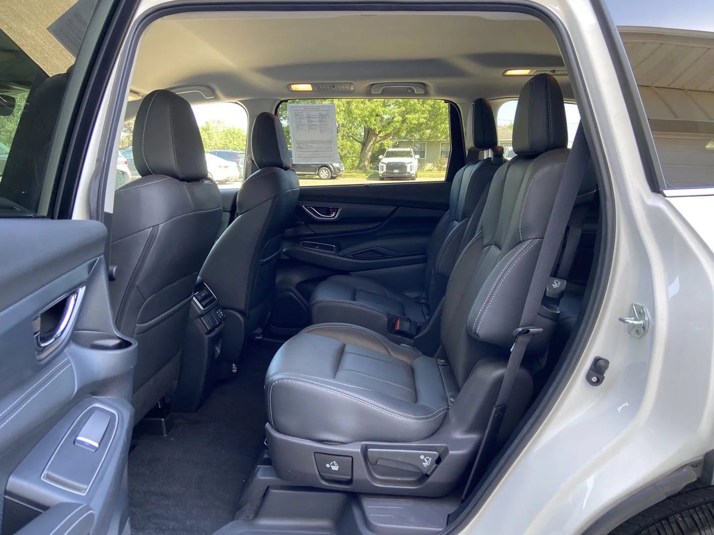Used 2023 Subaru Ascent Limited AWD/4WD image 24