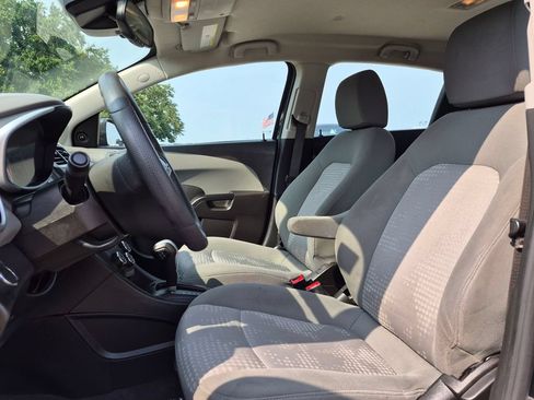 Used 2020 Chevrolet Sonic LT FWD image 16