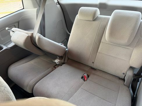 Used 2016 Honda Odyssey EX image 12