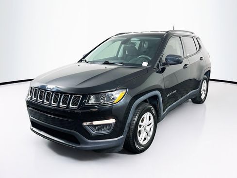 Used 2018 Jeep Compass Sport w/ Tech Group image 3
