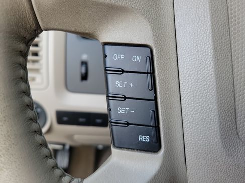 Used 2009 Ford Escape 2WD Hybrid image 20