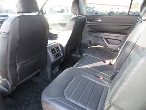 Used 2019 Volkswagen Atlas SEL Premium image 13