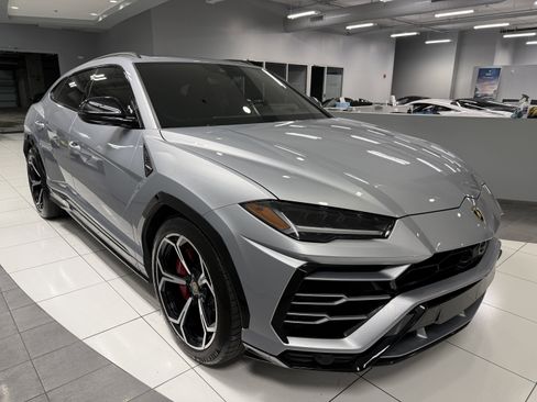 Used 2021 Lamborghini Urus image 6