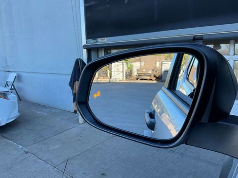 New 2026 Toyota 4Runner SR5 image 18