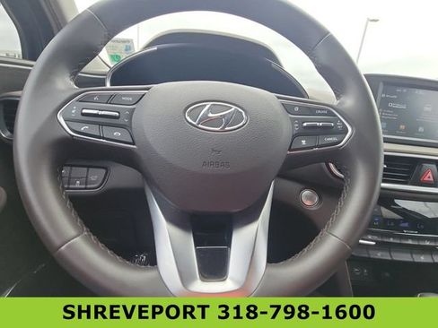 Used 2019 Hyundai Santa Fe SEL FWD image 11