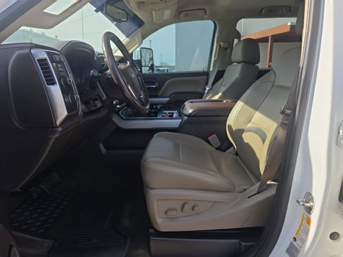 Used 2015 Chevrolet Silverado 2500 LTZ w/ Duramax Plus Package image 12