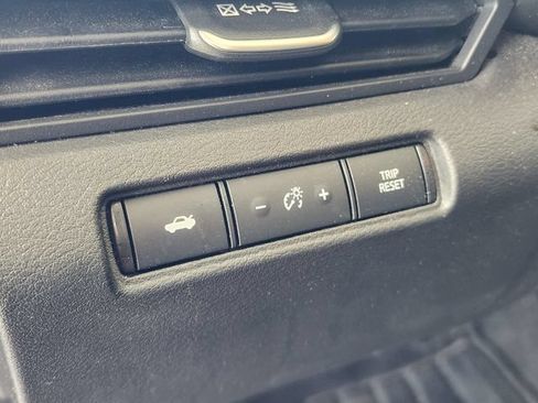 Used 2024 Nissan Altima 2.5 SV FWD image 21
