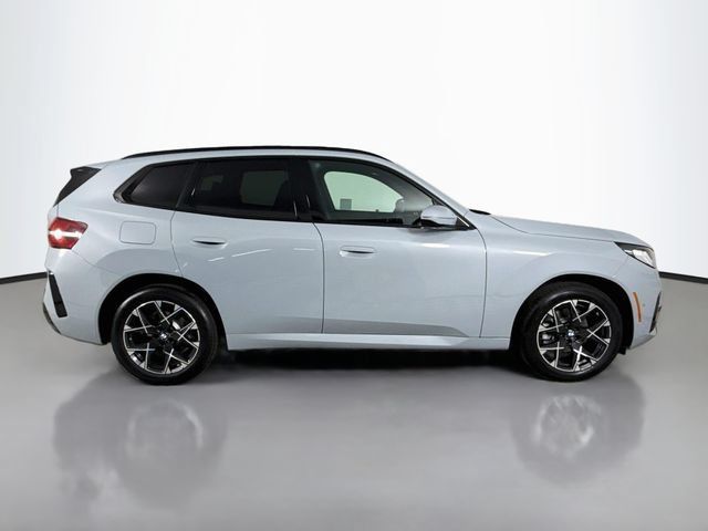Used 2026 BMW X3 xDrive30i w/ M Sport Package AWD/4WD image 8