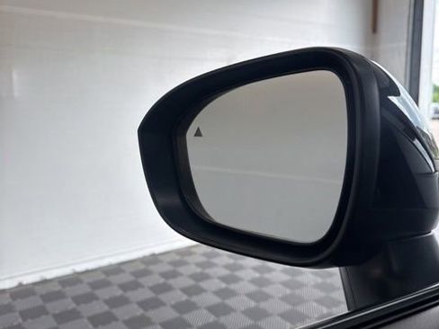 Certified 2023 Nissan Rogue SV FWD image 7