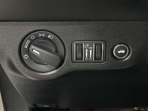 Used 2022 Dodge Challenger SRT Hellcat Redeye RWD image 18