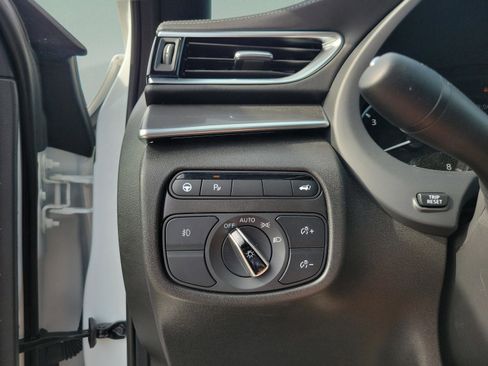 Certified 2025 INFINITI QX55 Luxe w/ Cargo Package image 15