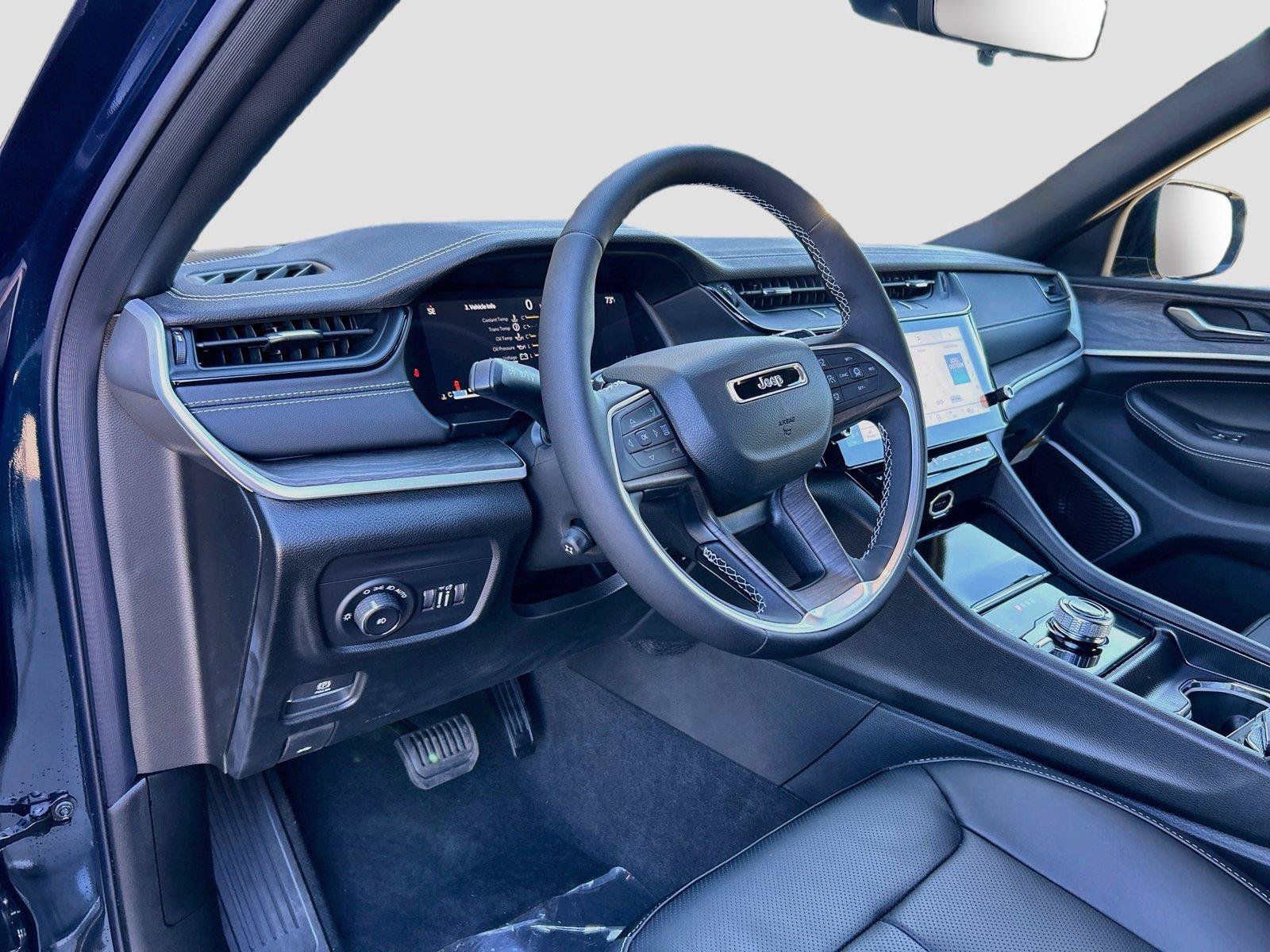New 2027 Jeep Grand Cherokee Limited AWD/4WD image 27
