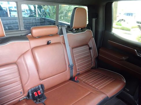 Certified 2024 GMC Sierra 1500 Denali Ultimate AWD/4WD image 20