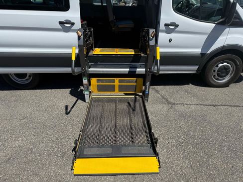 Used 2015 Ford Transit 350 XL RWD image 4