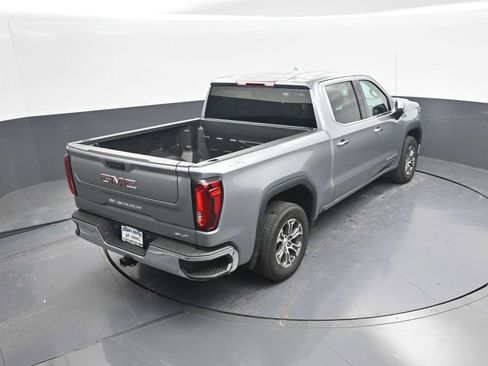 Used 2025 GMC Sierra 1500 SLT AWD/4WD image 15