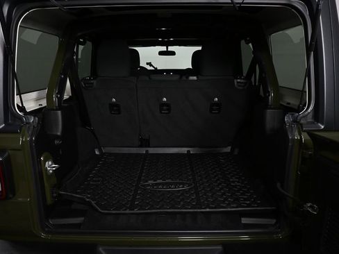 Used 2022 Jeep Wrangler Unlimited Sport AWD/4WD image 27