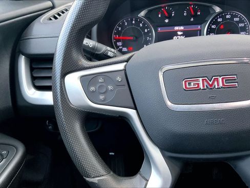 Used 2023 GMC Terrain SLE w/ Driver Convenience Package FWD image 24