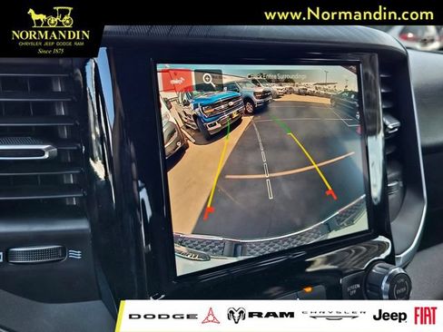 New 2026 RAM 1500 Big Horn AWD/4WD image 11