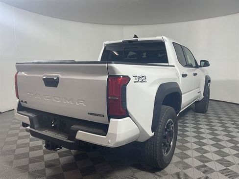 New 2026 Toyota Tacoma TRD Off-Road w/ TRD Off Road Upgrade Package AWD/4WD image 7