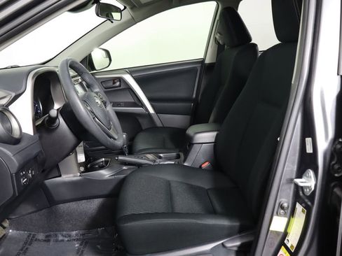 Used 2017 Toyota RAV4 LE image 15