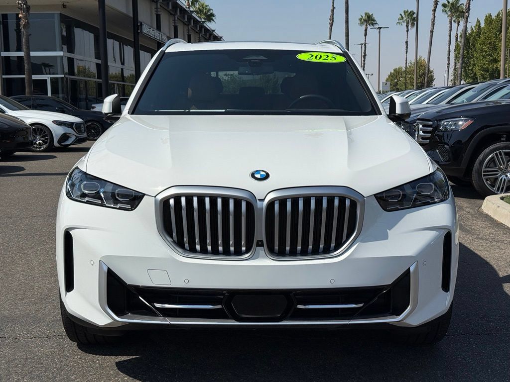 Used 2025 BMW X5 xDrive40i w/ Premium Package AWD/4WD image 16