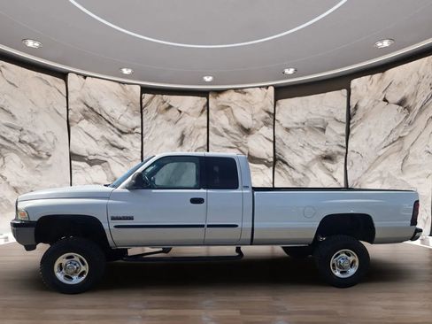 Used 2001 Dodge Ram 2500 Truck 4x4 Quad Cab image 5