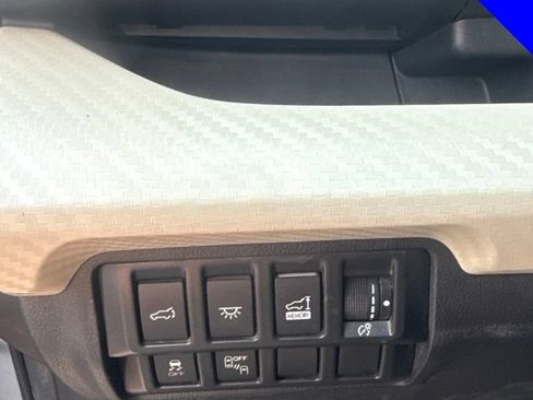 Used 2020 Subaru Ascent Premium w/ Convenience Package AWD/4WD image 8