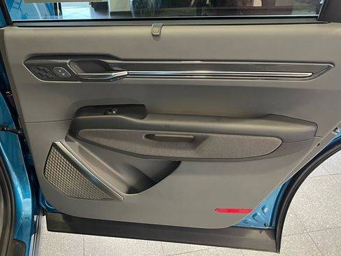 Used 2026 Kia EV9 Land w/ Nightfall Edition Package image 46