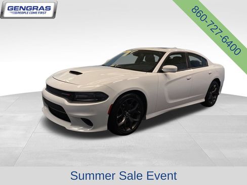 Used 2017 Dodge Charger R/T w/ Plus Group RWD image 4