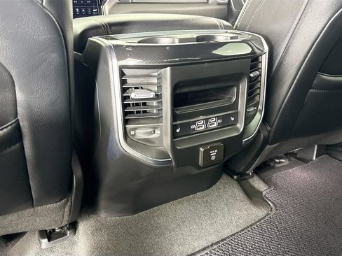 Used 2021 RAM 1500 Laramie RWD image 16
