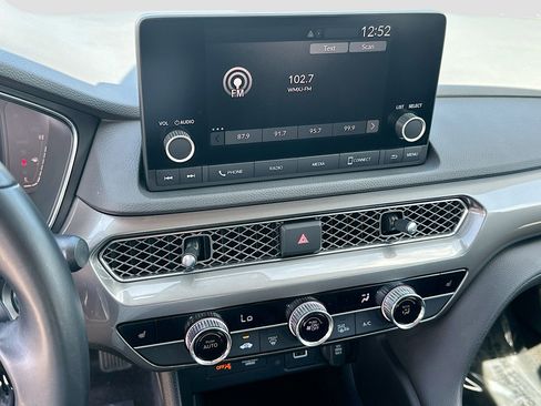 Used 2024 Acura Integra image 13