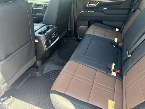 New 2026 Chevrolet Silverado 2500 High Country w/ High Country Premium Package AWD/4WD image 19