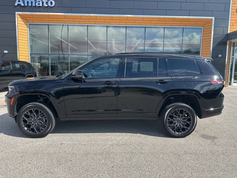 Used 2025 Jeep Grand Cherokee L Summit w/ Obsidian Package image 9