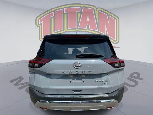 Certified 2023 Nissan Rogue Platinum w/ Platinum Premium Package AWD/4WD image 4