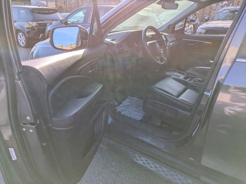 Used 2022 Honda Pilot Special Edition image 4