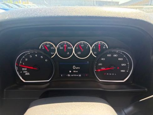 Used 2021 Chevrolet Silverado 1500 LT AWD/4WD image 8