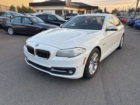 Used 2015 BMW 528i Sedan image 1