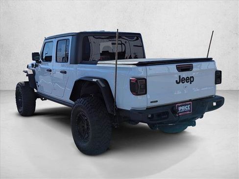 Used 2021 Jeep Gladiator Sport image 7