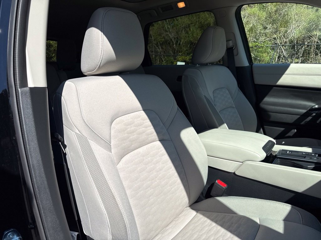Certified 2024 Nissan Pathfinder SV w/ SV Premium Package FWD image 35