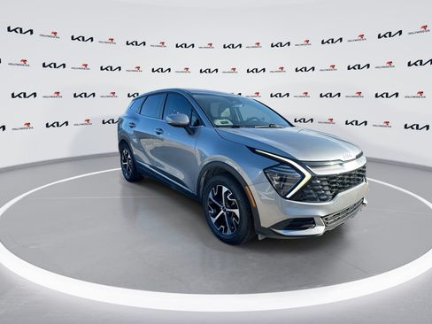 Certified 2024 Kia Sportage EX FWD image 2