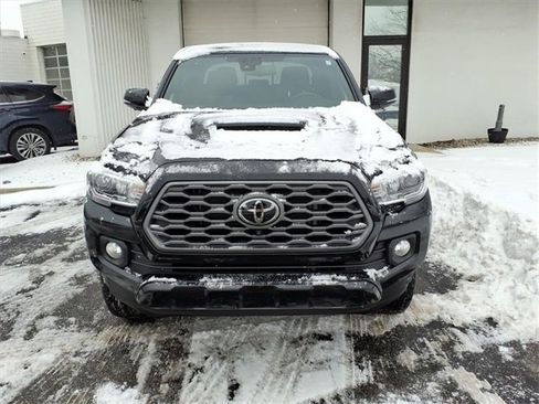 Used 2023 Toyota Tacoma TRD Sport image 25