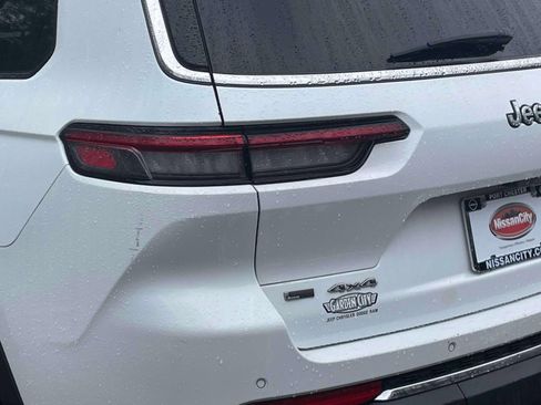 Used 2021 Jeep Grand Cherokee L Limited image 10