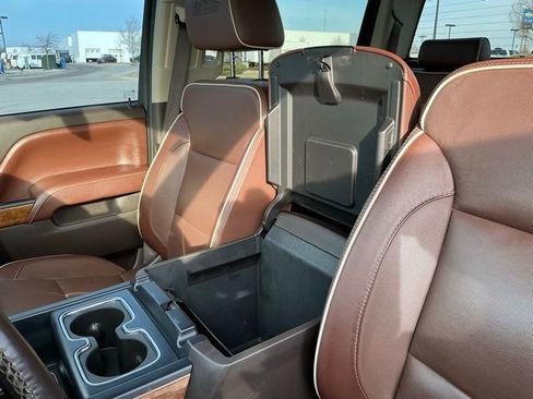 Used 2016 Chevrolet Silverado 2500 High Country w/ Duramax Plus Package image 33