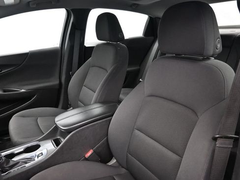 Used 2023 Chevrolet Malibu LT FWD image 10