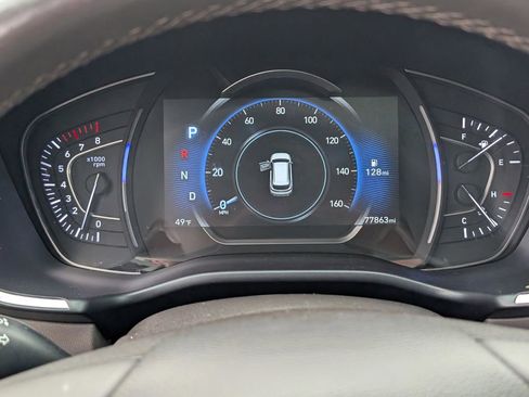 Used 2019 Hyundai Santa Fe AWD image 22